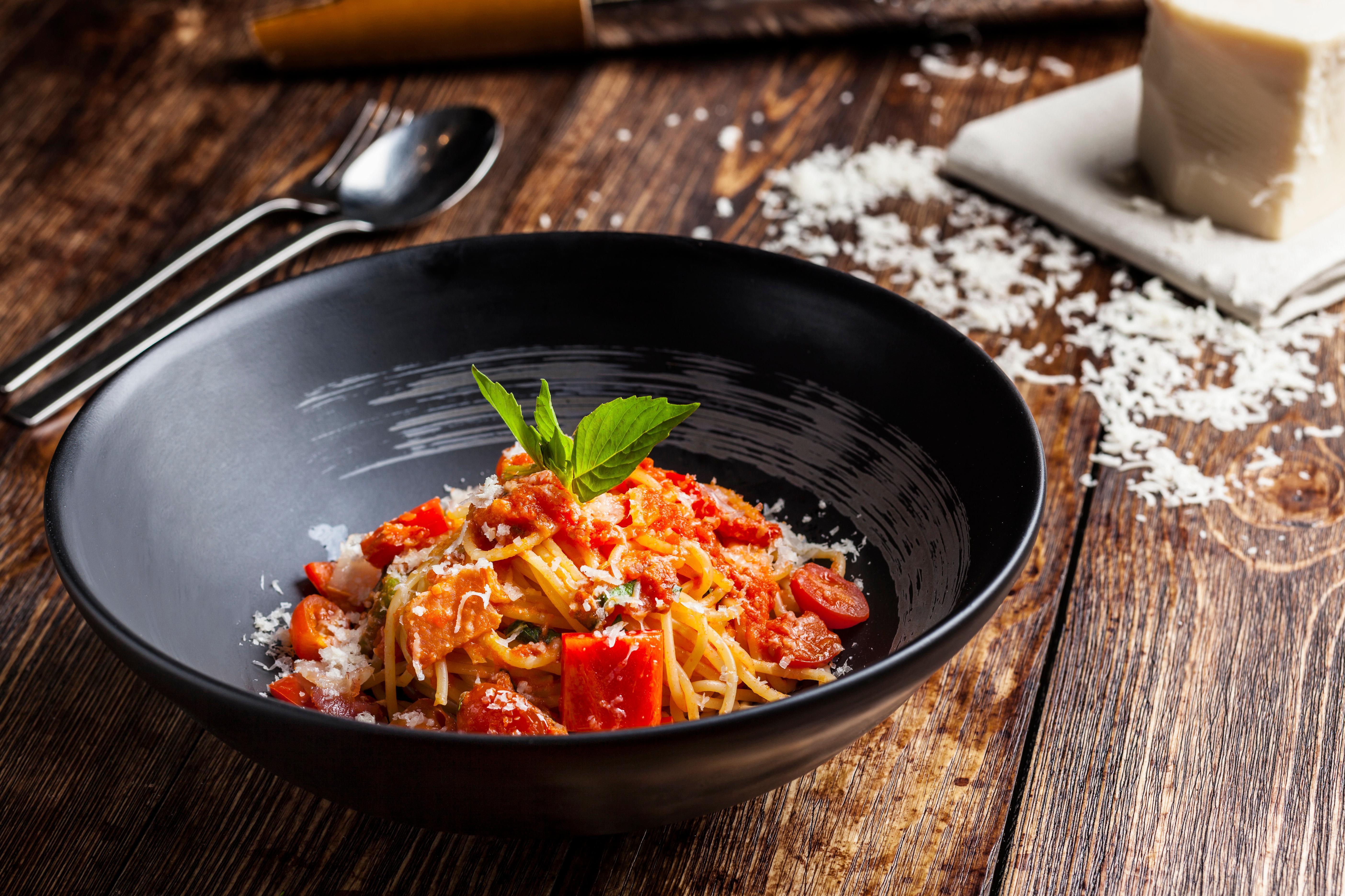 Hotel Indigo Bangkok Wireless Road By Ihg Exterior foto Pasta with tomato sauce